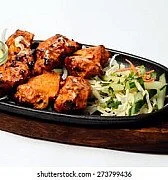 Chicken- Tikka- med- Pommes-food-king-punjabi-masala-grill-pizza-spanja
