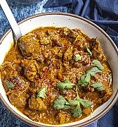 lamm-roghan-josh-food-king-punjabi-masala-grill-pizza-spanja